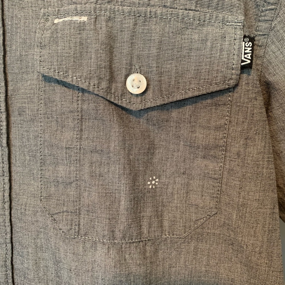 VANS men’s button down shirt size S.